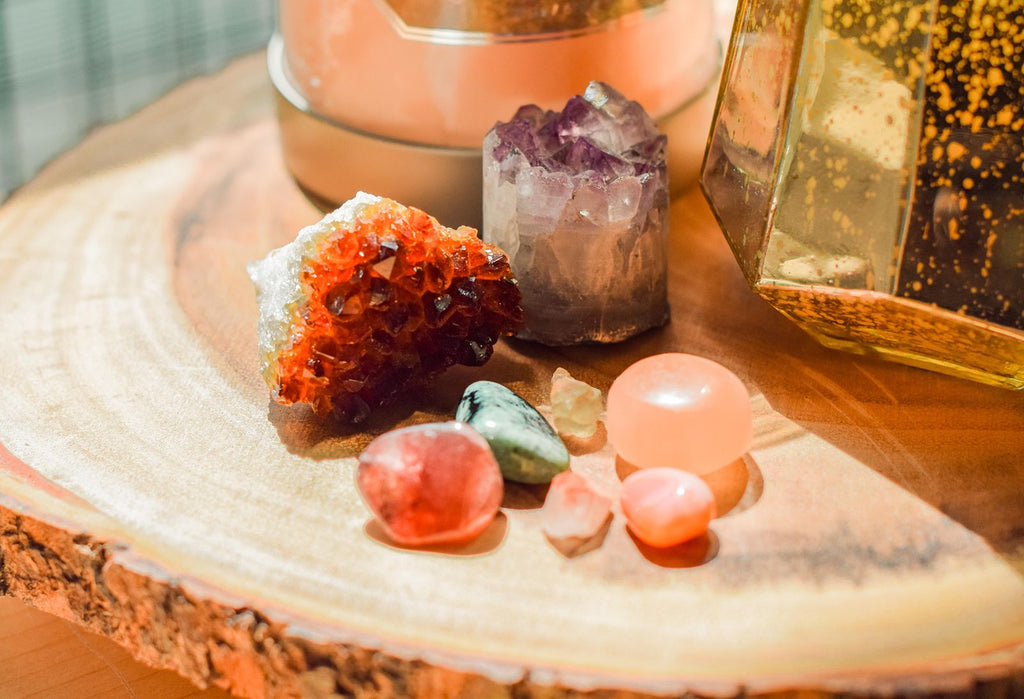 Crystals for you home, including amethyst, citrine, rose quartz and green aventurine as raw, polished and cluster crytal pieces. 